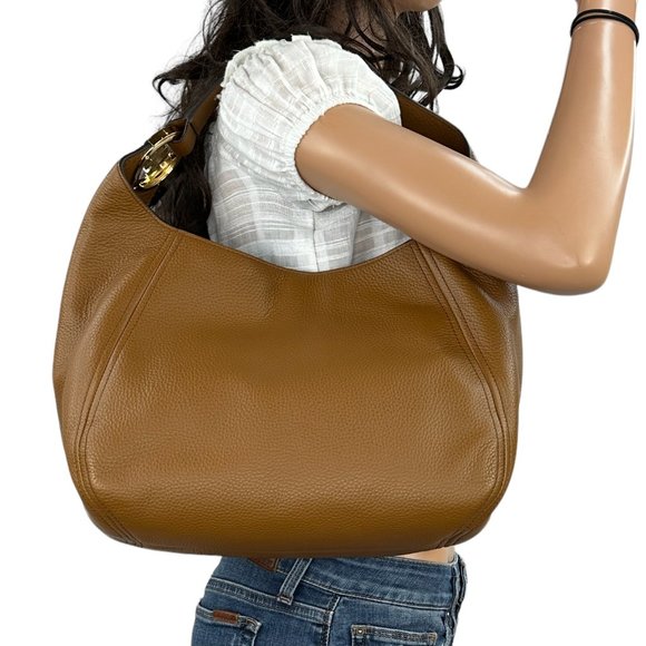 Michael Kors Fulton Large Shoulder Hobo Pebbled Leather Bag Brown - Picture 2 of 9